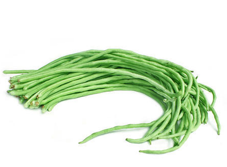 Long Beans (चवळीचे शेंगा)